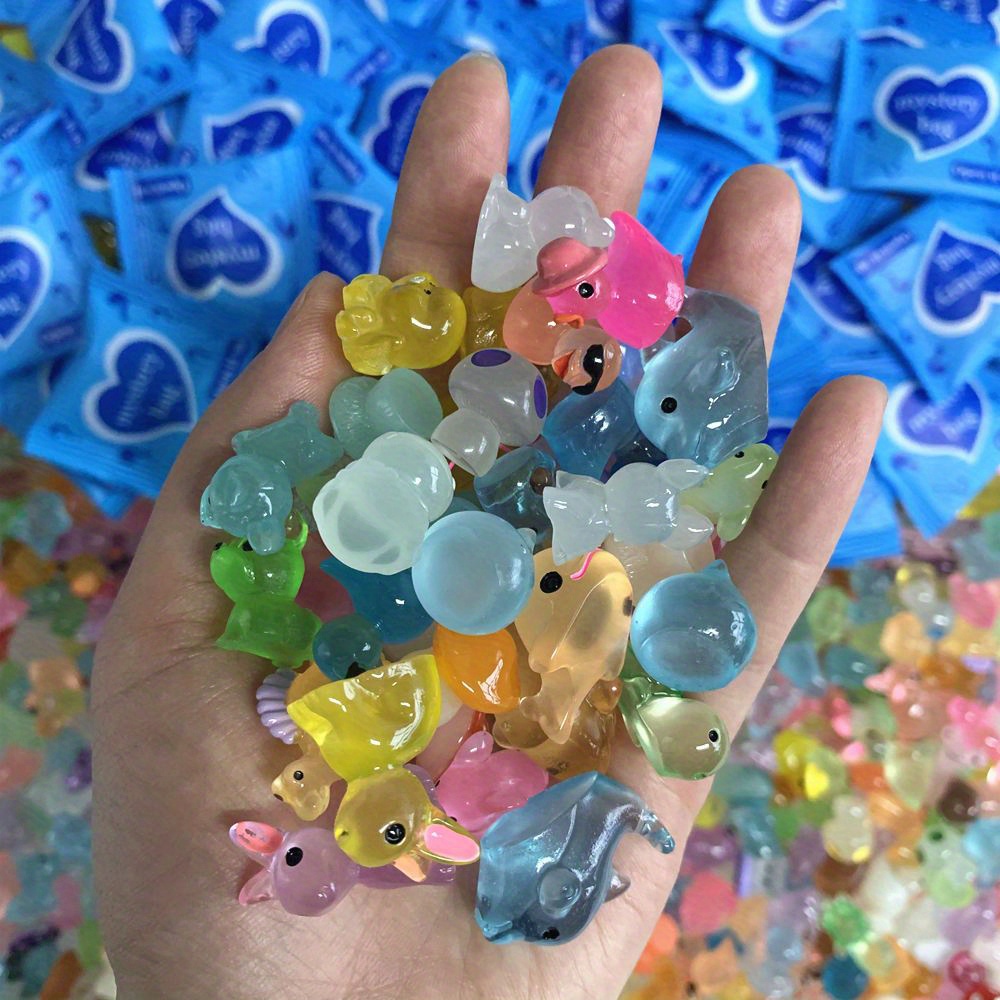 Resin Dye Opaque - 32 ชิ้น ลูกปัดเจลรูปสัตว์แบบไม่ขยายตัวแบบสุ่ม - ลูกปัดตกแต่งโปร่งแสงหลากสีสัน, เครื่องประดับเจลรูปสัตว์ขนาดเล็กน่ารัก