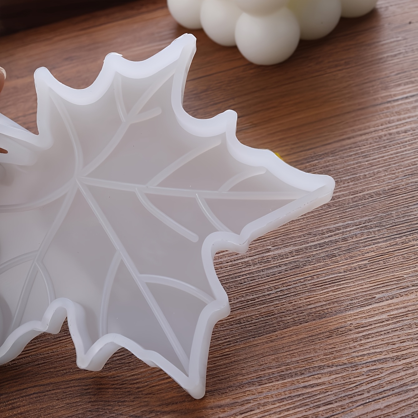 แม่พิมพ์ซิลิโคนรูปใบเมเปิ้ล 1  - Resin Art Tools บทวิจารณ์และราคา