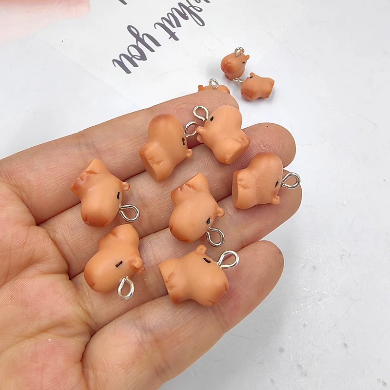 จี้คาปิบาร่าน่ารักขนาดเล็ก 10  - Resin Art Calligraphy บทวิจารณ์และราคา